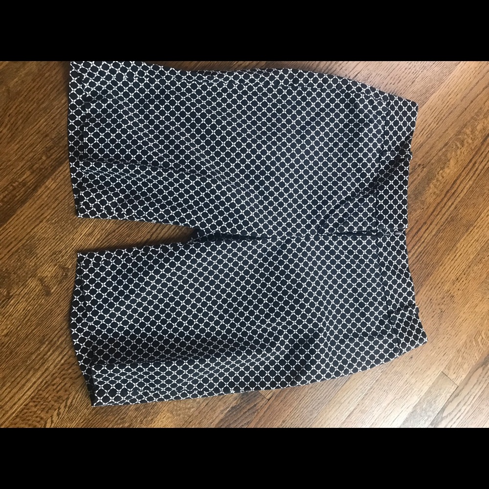 Talbots Black Bermuda’s, size 4, NWOT